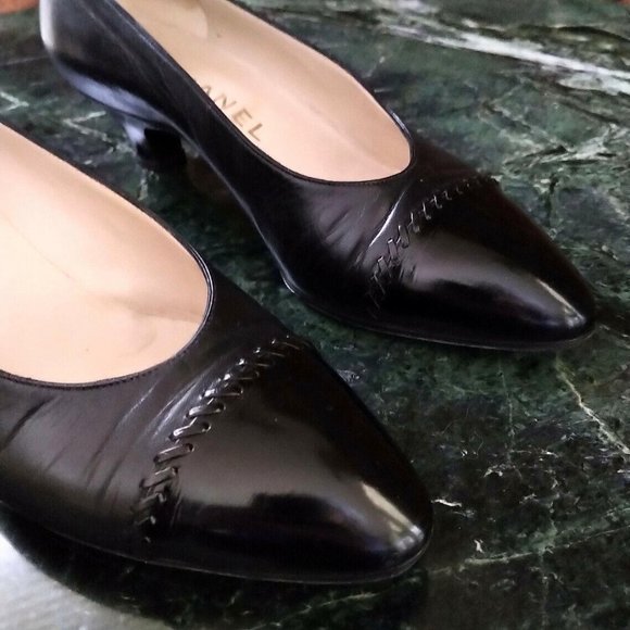 Chanel Classic Patent Leather Cap Toe Heels Pumps 36/ 6 - Picture 5 of 12
